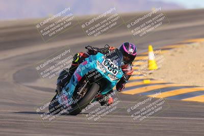 media/Dec-10-2023-SoCal Trackdays (Sun) [[0ce70f5433]]/Turn 12 (2pm)/